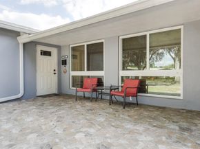 8880 SW 49th St, Cooper City FL 33328