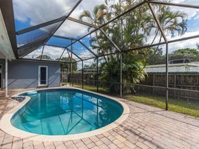 8880 SW 49th St, Cooper City FL 33328