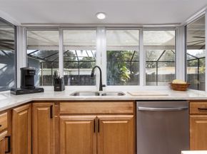 8880 SW 49th St, Cooper City FL 33328