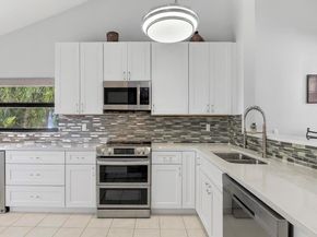 10920 Lakemore Lane 201, Boca Raton FL 33498