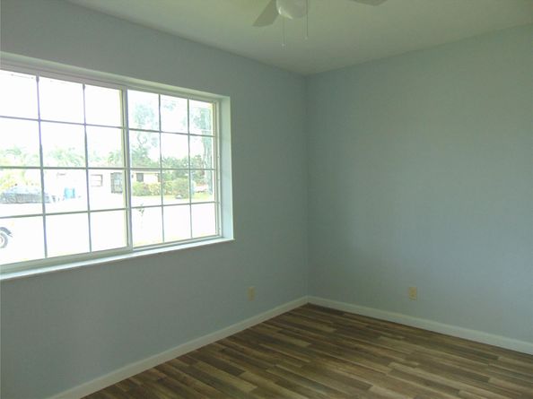 1925 NW 62nd Ter, Margate FL 33063