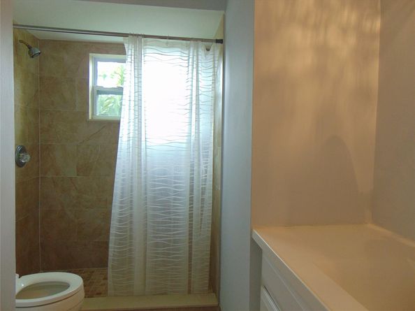 1925 NW 62nd Ter, Margate FL 33063