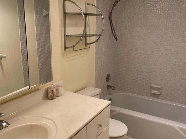 3090 Holiday Springs Boulevard 310, Margate FL 33063