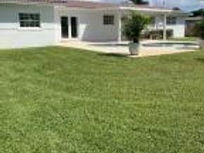 2070 NE 27th Street, Lighthouse Point FL 33064