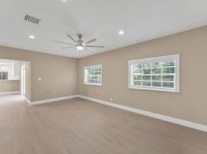 2070 NE 27th Street, Lighthouse Point FL 33064