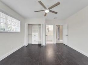 2070 NE 27th Street, Lighthouse Point FL 33064