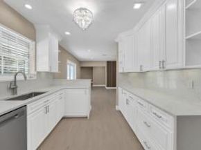 2070 NE 27th Street, Lighthouse Point FL 33064