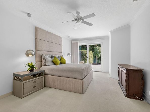 934 Augusta Pointe Drive, Palm Beach Gardens FL 33418