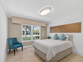 934 Augusta Pointe Drive, Palm Beach Gardens FL 33418