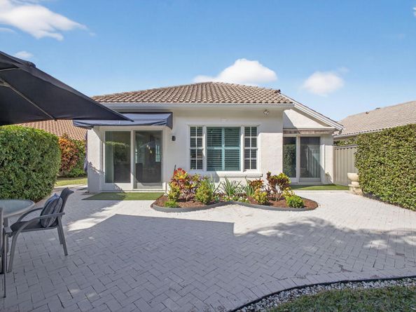 934 Augusta Pointe Drive, Palm Beach Gardens FL 33418