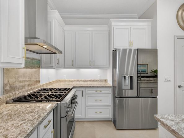 934 Augusta Pointe Drive, Palm Beach Gardens FL 33418