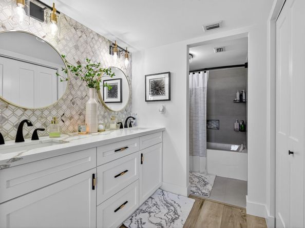 1000 Colony Point Cir 501, Pembroke Pines FL 33026