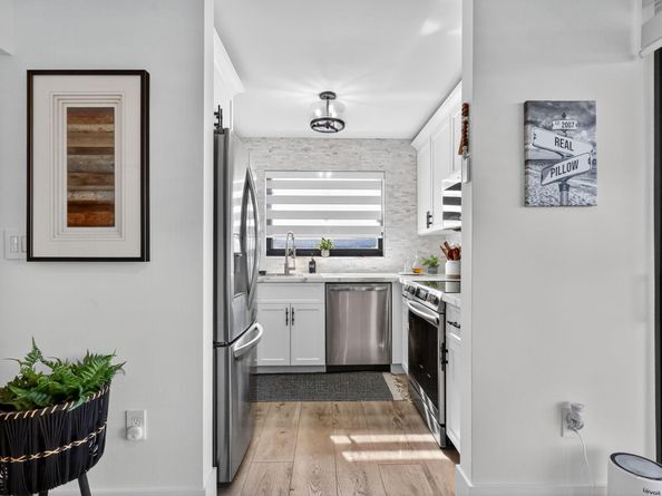 1000 Colony Point Cir 501, Pembroke Pines FL 33026