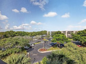 1000 Colony Point Cir 501, Pembroke Pines FL 33026