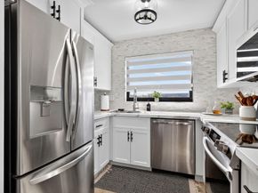 1000 Colony Point Cir 501, Pembroke Pines FL 33026