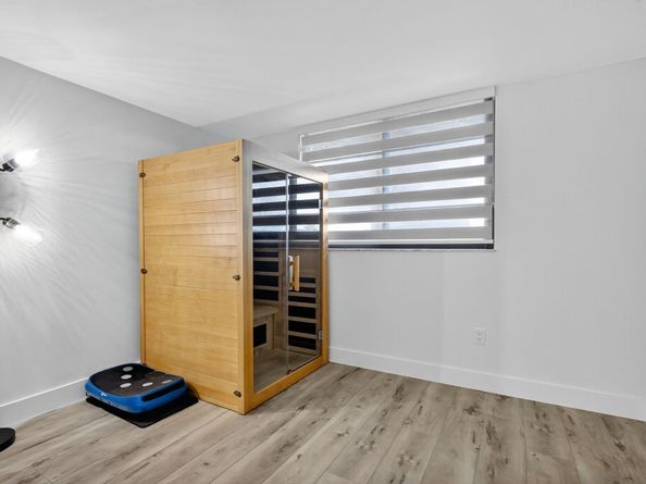 1000 Colony Point Cir 501, Pembroke Pines FL 33026