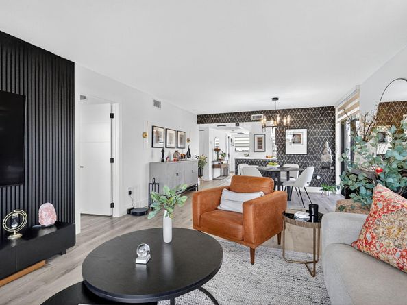 1000 Colony Point Cir 501, Pembroke Pines FL 33026