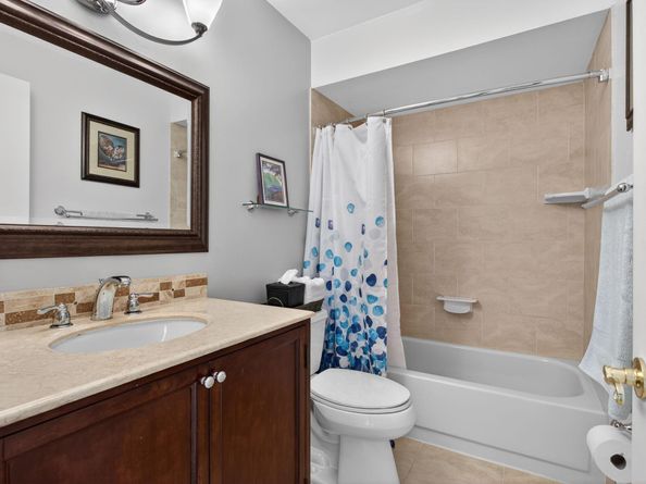 315 Deer Creek Lakeside Way 315, Deerfield Beach FL 33442