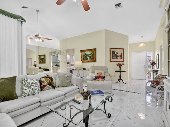 7147 Le Chalet Boulevard, Boynton Beach FL 33472