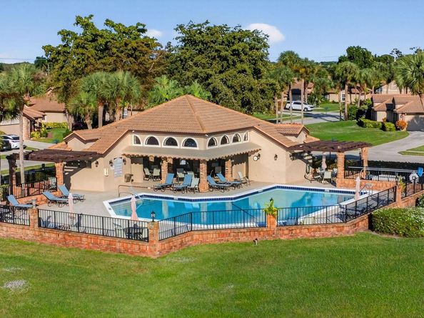 7147 Le Chalet Boulevard, Boynton Beach FL 33472