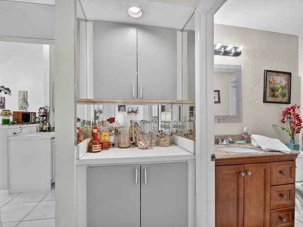 7147 Le Chalet Boulevard, Boynton Beach FL 33472