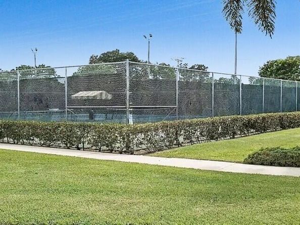 2791 Village Boulevard 105, West Palm Beach FL 33409