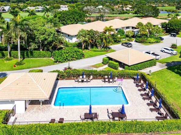 10677 Quail Covey Road Azalea, Boynton Beach FL 33436