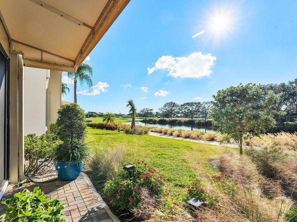 10677 Quail Covey Road Azalea, Boynton Beach FL 33436