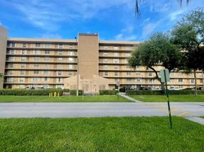 4570 NW 18th Avenue 609, Deerfield Beach FL 33064