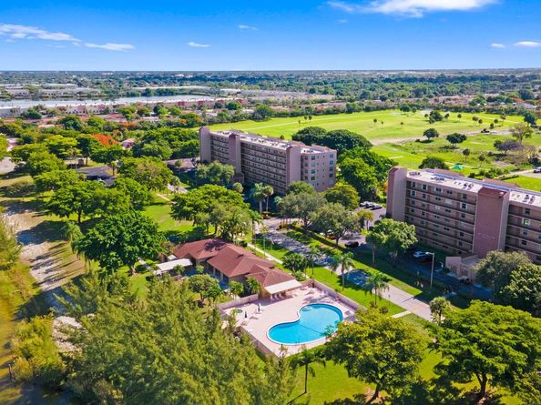 4570 NW 18th Avenue 609, Deerfield Beach FL 33064