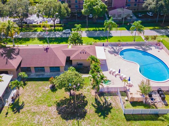 4570 NW 18th Avenue 609, Deerfield Beach FL 33064