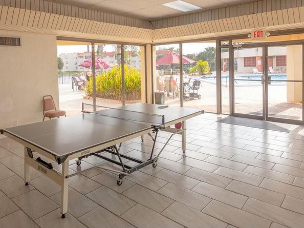 3091 E Sun Sunrise Lakes Drive E 207, Sunrise FL 33322