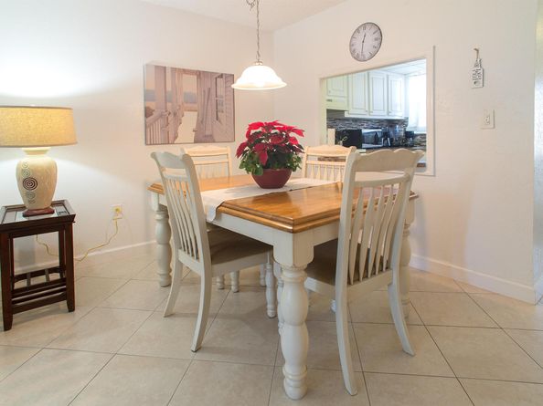 3091 E Sun Sunrise Lakes Drive E 207, Sunrise FL 33322