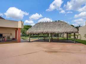 3091 E Sun Sunrise Lakes Drive E 207, Sunrise FL 33322