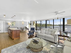 900 NE Spanish River Boulevard 2w, Boca Raton FL 33431