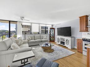 900 NE Spanish River Boulevard 2w, Boca Raton FL 33431