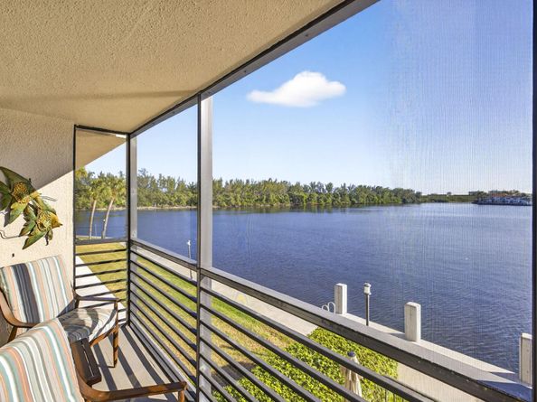 900 NE Spanish River Boulevard 2w, Boca Raton FL 33431