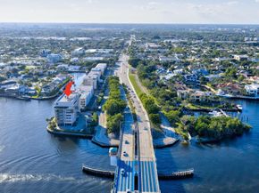 900 NE Spanish River Boulevard 2w, Boca Raton FL 33431