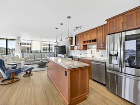 900 NE Spanish River Boulevard 2w, Boca Raton FL 33431