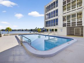 900 NE Spanish River Boulevard 2w, Boca Raton FL 33431