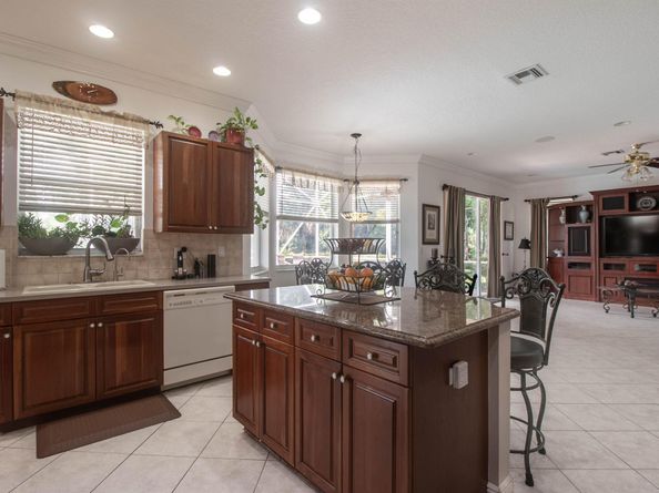 1748 Annandale Circle, Royal Palm Beach FL 33411