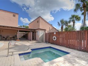 1748 NW 74th Ave 19, Plantation FL 33313