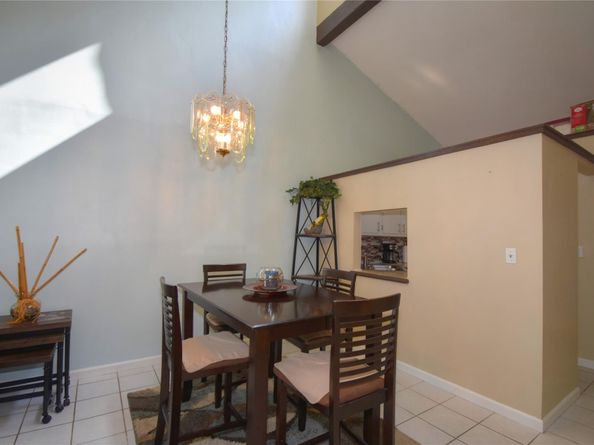 1748 NW 74th Ave 19, Plantation FL 33313