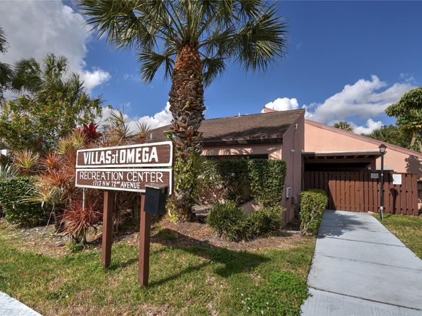 1748 NW 74th Ave 19, Plantation FL 33313