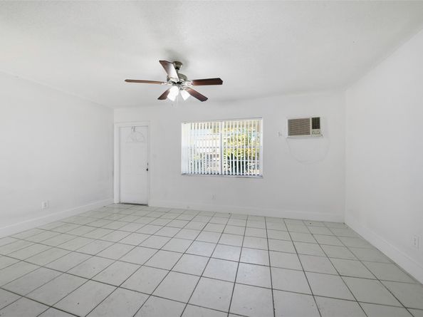 Undisclosed Address #FX-10539047, Fort Lauderdale FL 33311