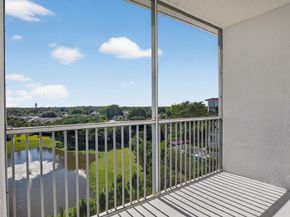 22715 Camino Del Mar 61, Boca Raton FL 33433