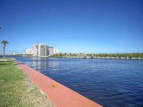 899 Jeffery Street 614, Boca Raton FL 33487