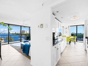 899 Jeffery Street 614, Boca Raton FL 33487