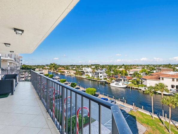 899 Jeffery Street 614, Boca Raton FL 33487