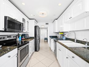 899 Jeffery Street 614, Boca Raton FL 33487